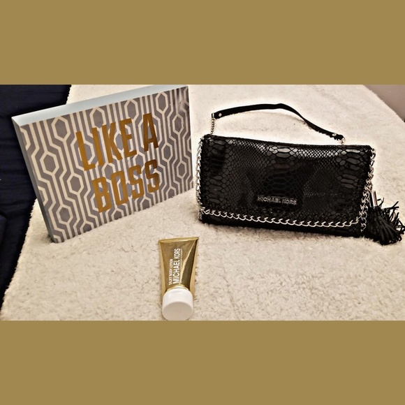 MICHAEL Michael Kors Handbags - Mk black crossbody bag